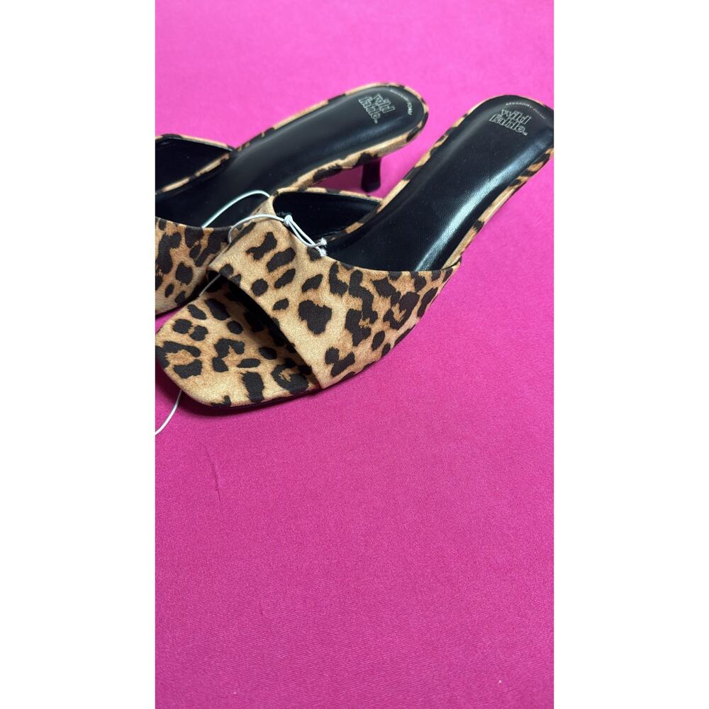 Wild Fable Leopard Print Slide Sandals Women’s Memory Foam Open Toe Size 7 1/2 - Picture 5 of 5